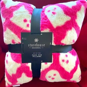 TIKTOK VIRAL Storehouse Seasonal PINK Ghost Pillow Set of 2  NWT